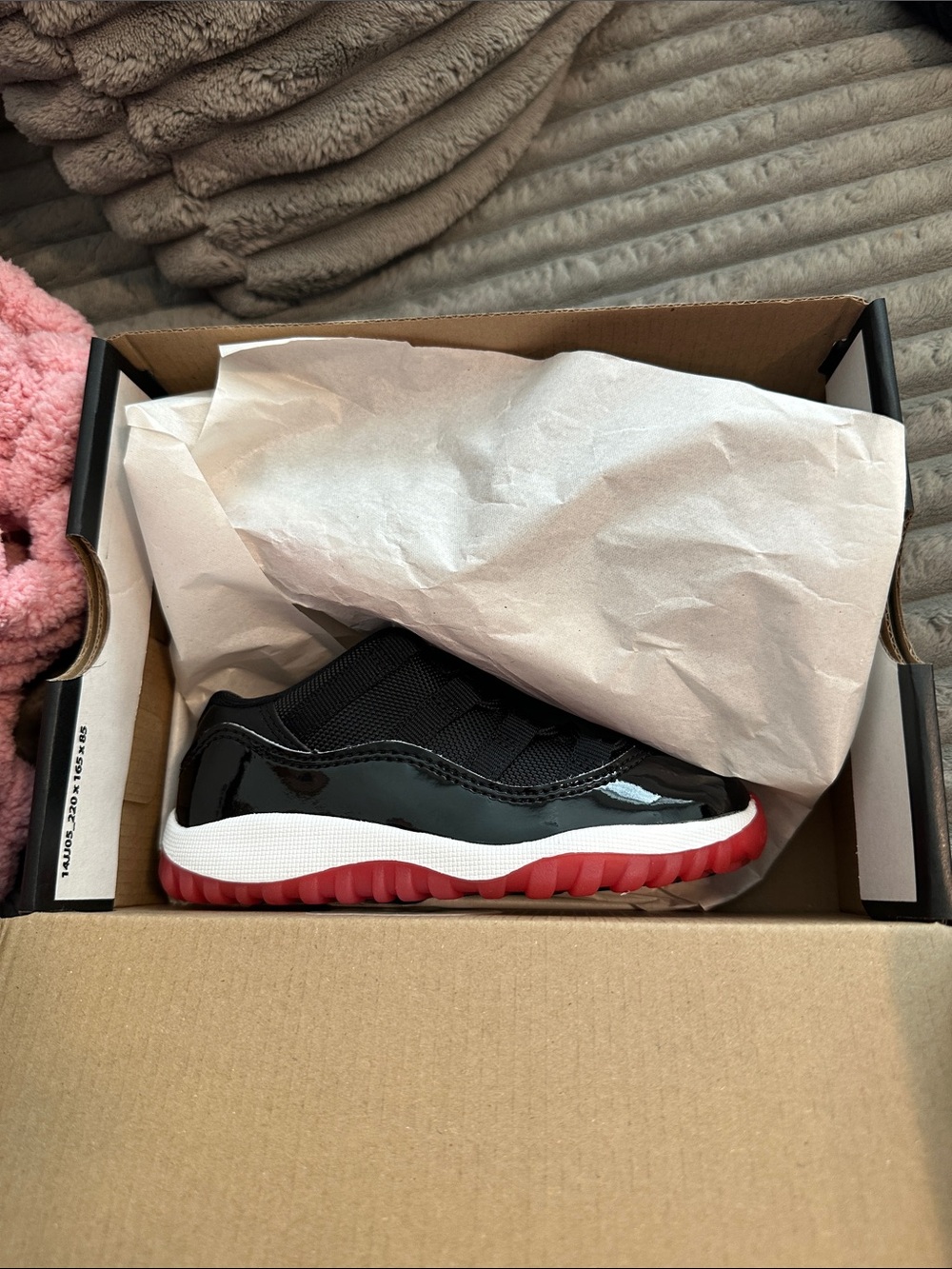 Jordan Kids Black and Red Low-Top Sneakers